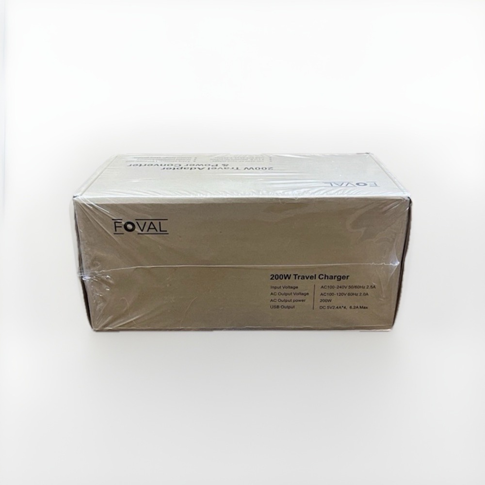 Foval 200W Travel Adapter & Power Converter w/ 4 Plug Adapters & 4 USB Ports NEW